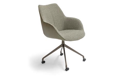  - Leather armchair , Model Brenda
