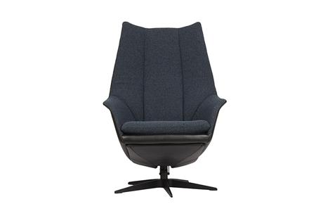  - Leather armchair , Model Graeham