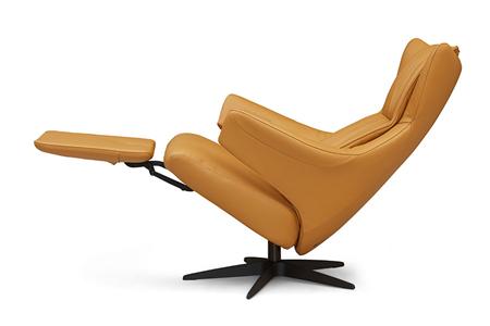  - Leather armchair , Model Guernsey