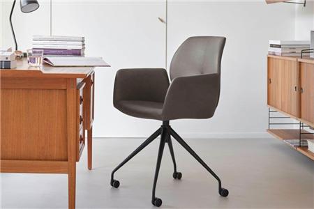  - Chair , Model Mats