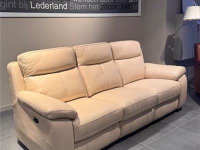 Lederland BEVERWIJK Showroommodel Alena 3 zitsbank + 2x elec.rlx