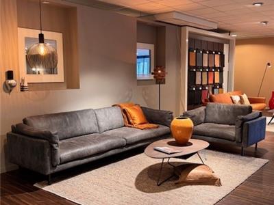Lederland BEVERWIJK Showroommodel Alzano 4 zits + loveseat
