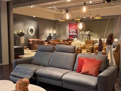 Lederland BEVERWIJK Showroommodel Hunter 3 zits + 2 electr.rlx+ hoofdsteun