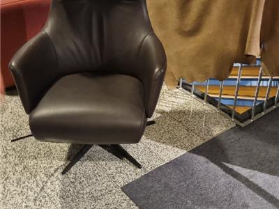 Lederland BREDA Showroommodel Toorop  relax fateuil + gasveer
